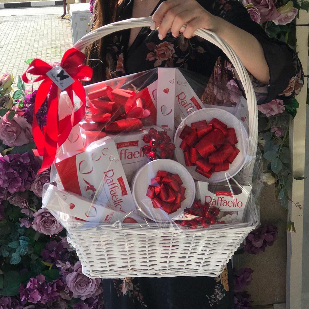 Корзина со сладостями n1 Корзина со сладостями n1